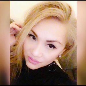 Meet your Posher, Nhu